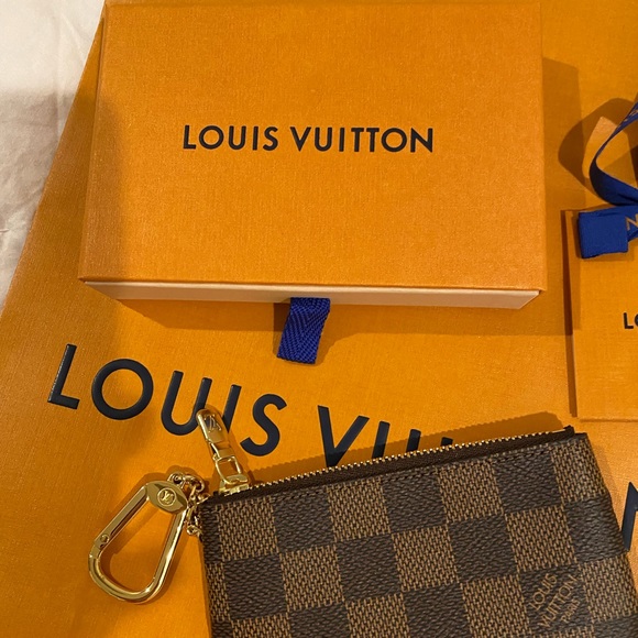 LOUIS VUITTON Key pouch NEW - Picture 5 of 7